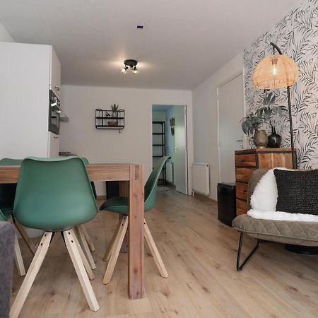 Nice Home In Heinkenszand With Sauna Екстер'єр фото