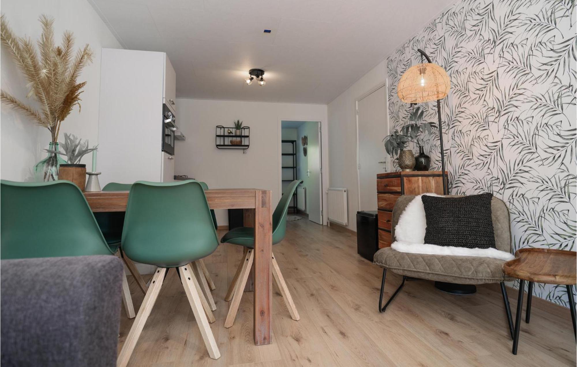 Nice Home In Heinkenszand With Sauna Екстер'єр фото